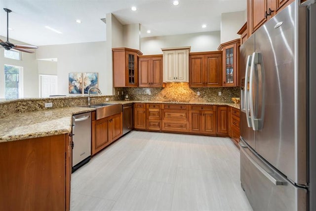 4 of 45 - 830 Nw 122nd Ave, Plantation, FL