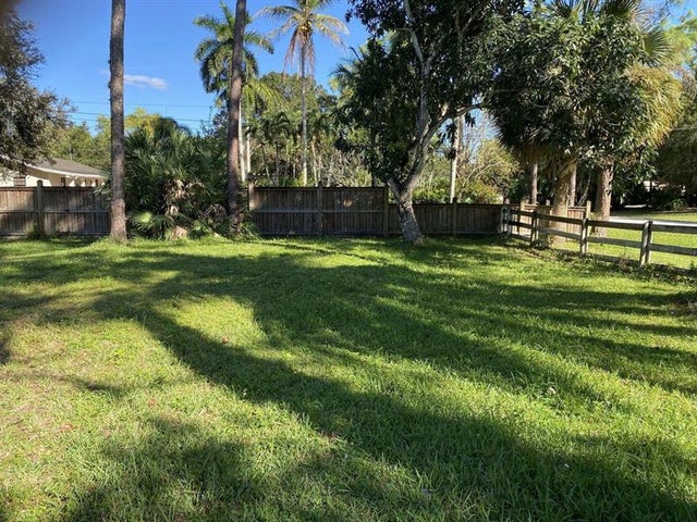 5 of 22 - 13309 N 42nd Rd, West Palm Beach, FL