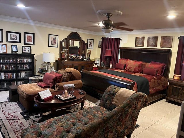 5 of 11 - 5940 Piney Ct, Green Acres, FL