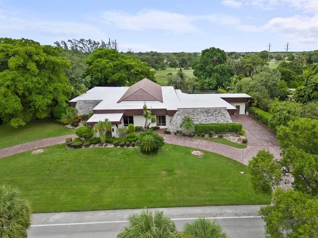 1 of 55 - 5304 Woodlands Blvd, Tamarac, FL