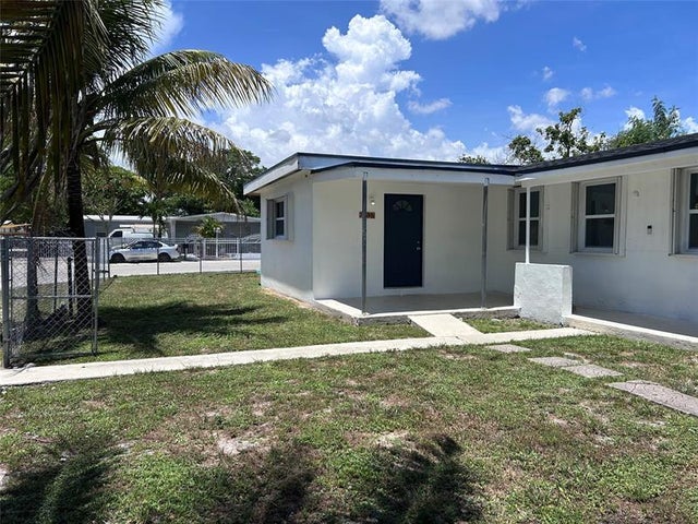 2 of 20 - 1835 Nw 122nd St, Miami, FL