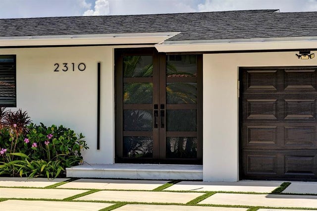3 of 61 - 2310 Ne 48th Ct, Lighthouse Point, FL