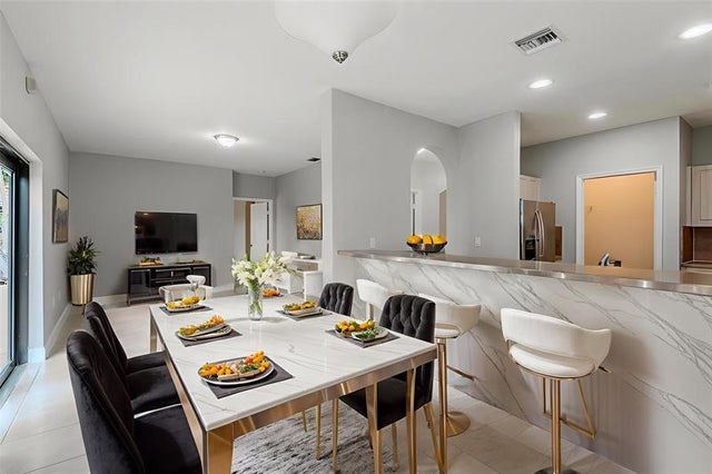 4 of 50 - 14772 Sw 161st Pl, Miami, FL