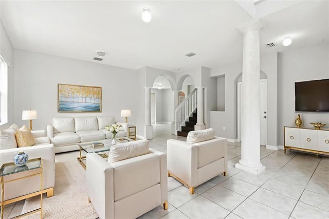 4 of 54 - 17706 Sw 135th Ave, Miami, FL