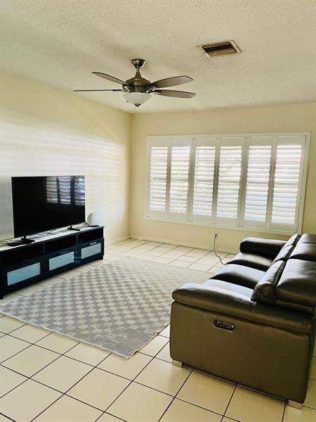 3 of 26 - 2831 Nw 88th Ter, Coral Springs, FL