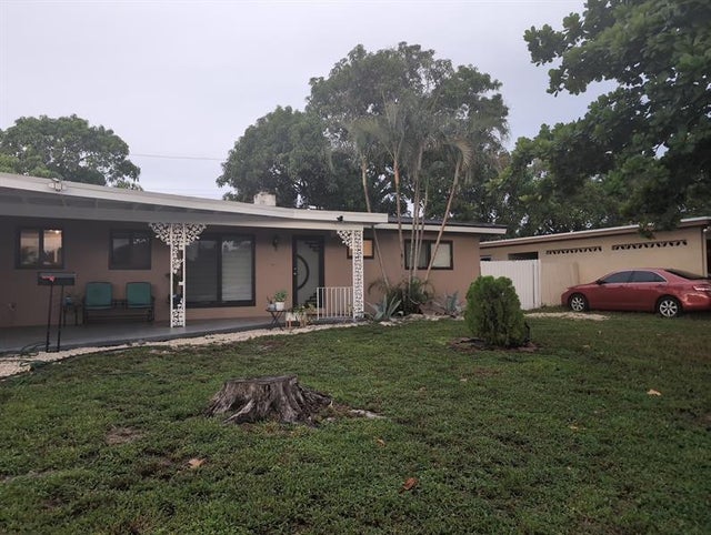 2 of 32 - 1024 Long Island Ave, Fort Lauderdale, FL