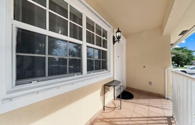 3 of 25 - 701 Ne 6th St, Hallandale, FL