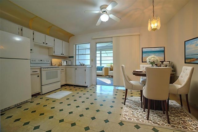 4 of 21 - 1904 Sw 19th St, Boynton Beach, FL