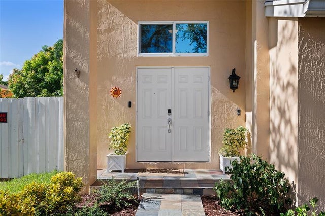 4 of 44 - 4813 Nw 14th Dr, Coconut Creek, FL