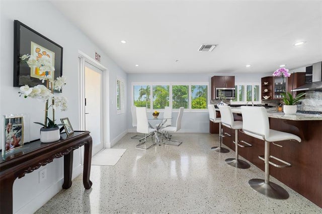 3 of 36 - 2910 Johnson St, Hollywood, FL