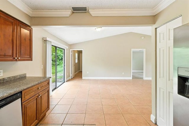 5 of 39 - 12179 58th Pl, West Palm Beach, FL