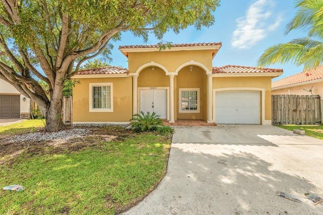 1 of 38 - 20810 Sw 86th Pl, Cutler Bay, FL
