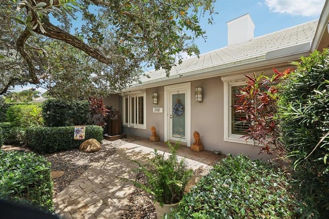 3 of 36 - 2510 Ne 47th St, Fort Lauderdale, FL