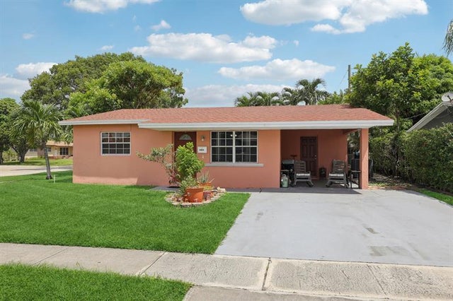 3 of 42 - 7591 Polk St, Hollywood, FL