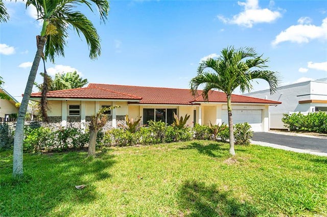3 of 36 - 7517 W Country Club Blvd, Boca Raton, FL
