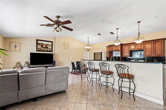 5 of 36 - 7517 W Country Club Blvd, Boca Raton, FL