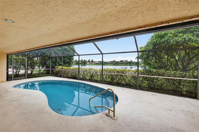 3 of 37 - 4760 Nw 73rd Ave, Lauderhill, FL