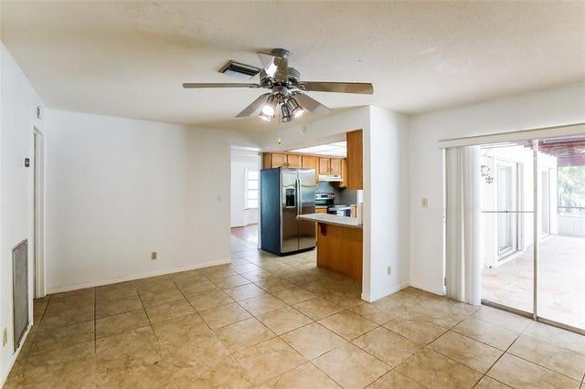 5 of 15 - 11275 Nw 37th Ct, Coral Springs, FL