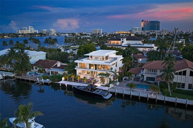 2 of 91 - 1721 Se 11th St, Fort Lauderdale, FL