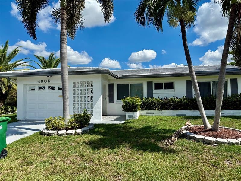 4605 Nw 49th St, Tamarac