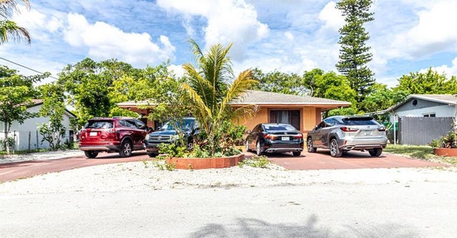 1 of 20 - 661 Sw 28th Way, Fort Lauderdale, FL