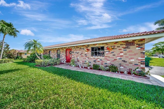 4 of 63 - 2303 Nw 115 Ave, Coral Springs, FL