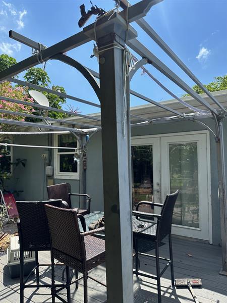 2 of 4 - 627 W Ilex Dr, West Palm Beach, FL