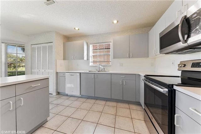 3 of 15 - 7697 Nw 25th St, Margate, FL