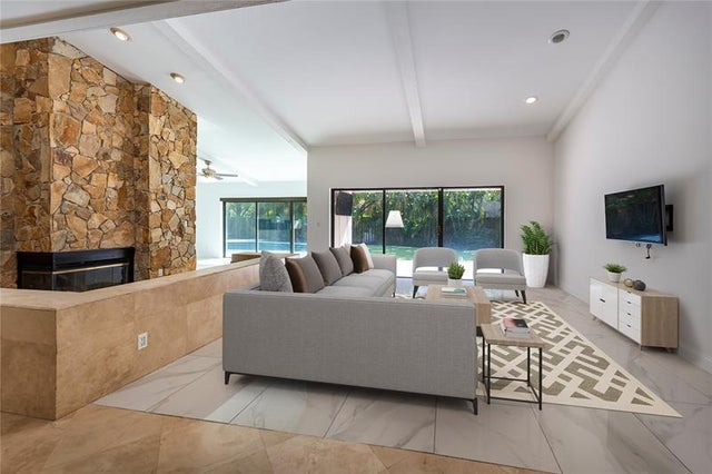 2 of 58 - 1400 Nw 101st Ter, Plantation, FL