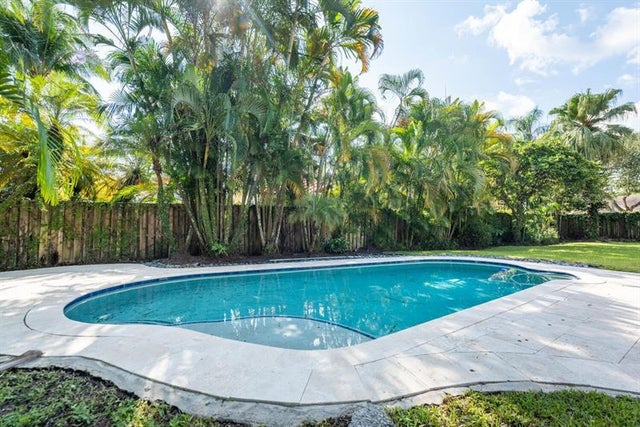 4 of 58 - 1400 Nw 101st Ter, Plantation, FL