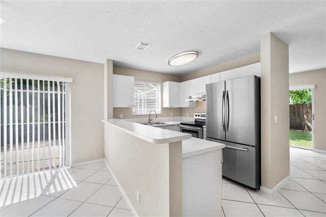 4 of 46 - 6440 Fern St, Margate, FL