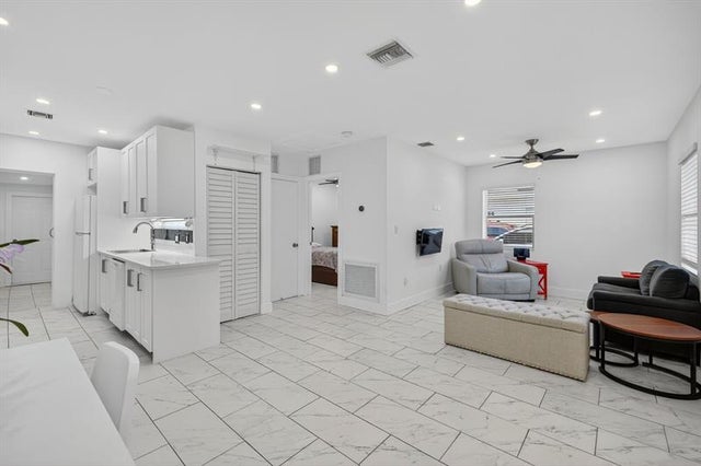 5 of 20 - 1309 Sw 31st St, Fort Lauderdale, FL