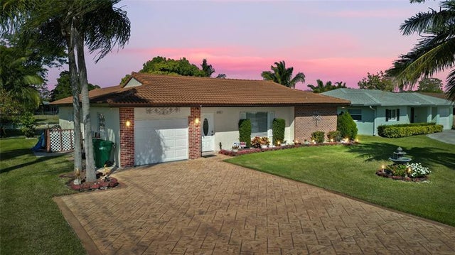 4 of 33 - 6901 Nw 95th Ter, Tamarac, FL