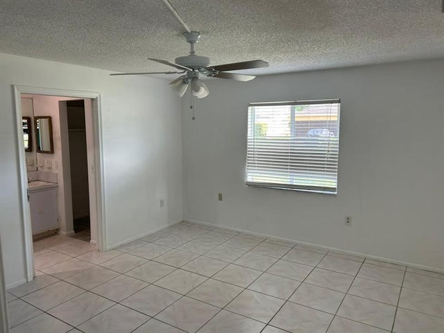 2 of 5 - 3405 Knolls Rd, Miramar, FL
