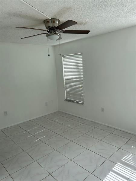 3 of 5 - 3405 Knolls Rd, Miramar, FL