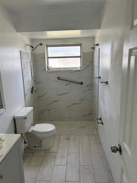 4 of 5 - 3405 Knolls Rd, Miramar, FL