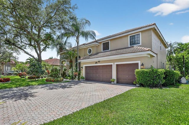 2 of 70 - 5340 Nw 103rd Way, Coral Springs, FL