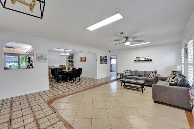 3 of 31 - 3611 N 33rd Ter, Hollywood, FL