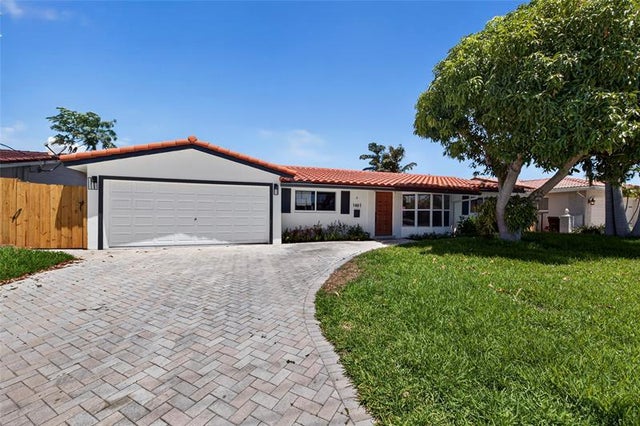 5 of 66 - 1461 Ne 57th Ct, Fort Lauderdale, FL