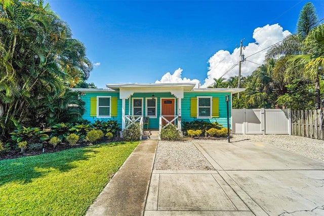 4 of 36 - 810 Ne 14th Court, Fort Lauderdale, FL
