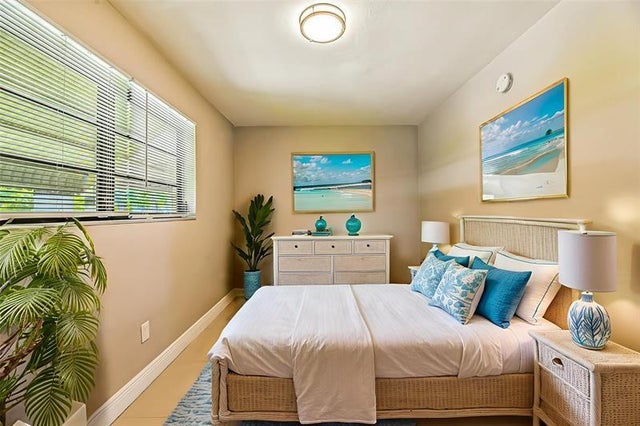 5 of 32 - 95 Ne 128th St, North Miami, FL