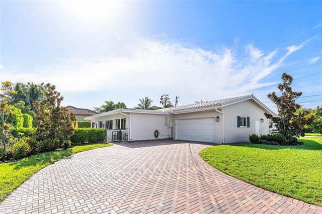 4 of 52 - 865 Ne 5th St, Deerfield Beach, FL