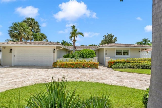 2 of 60 - 2800 Ne 21st Ave, Lighthouse Point, FL