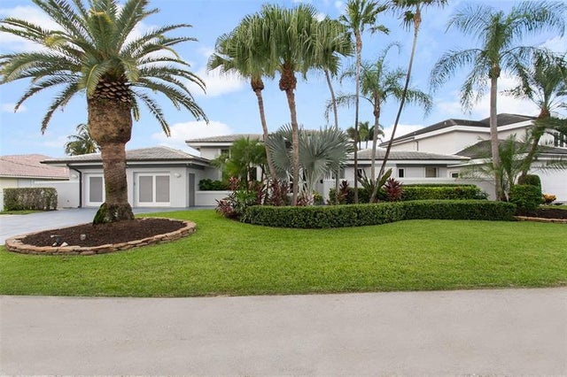 1 of 49 - 2365 Ne 28th St, Lighthouse Point, FL