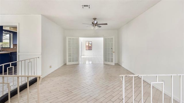 3 of 47 - 6950 Sw 9th Pl, North Lauderdale, FL