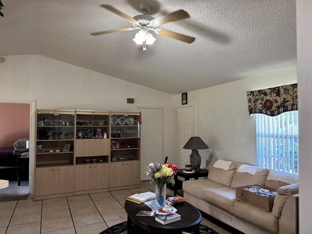 4 of 23 - 702 Sw College Park Rd, Port St. Lucie, FL