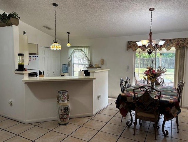 5 of 23 - 702 Sw College Park Rd, Port St. Lucie, FL