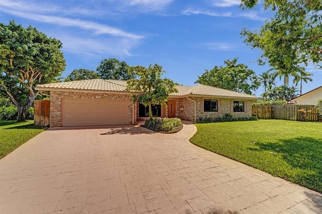 1 of 55 - 640 Sw 62nd Ave, Plantation, FL