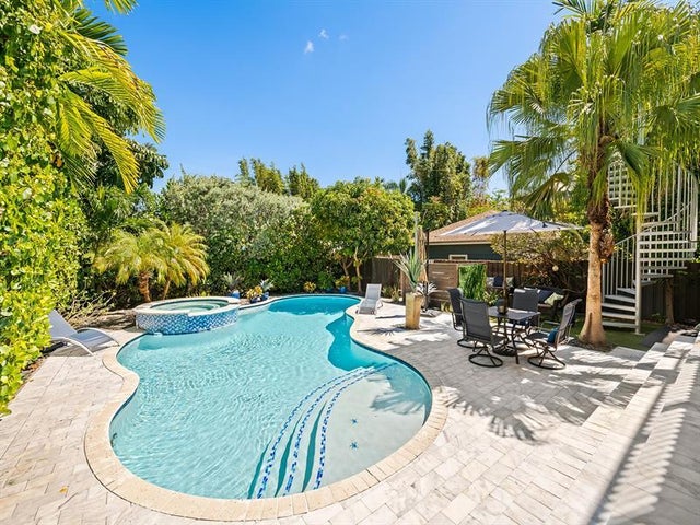 2 of 35 - 1309 Ne 3rd St, Fort Lauderdale, FL