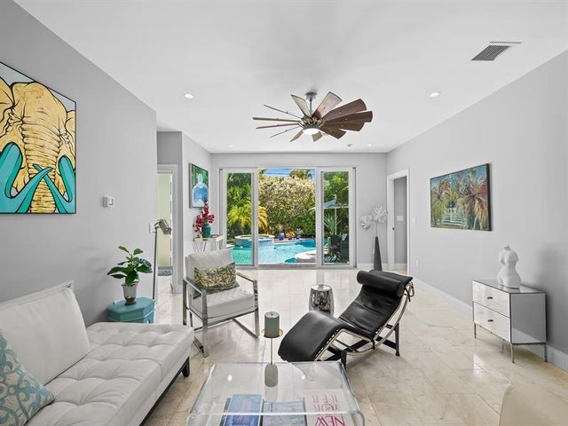 4 of 35 - 1309 Ne 3rd St, Fort Lauderdale, FL